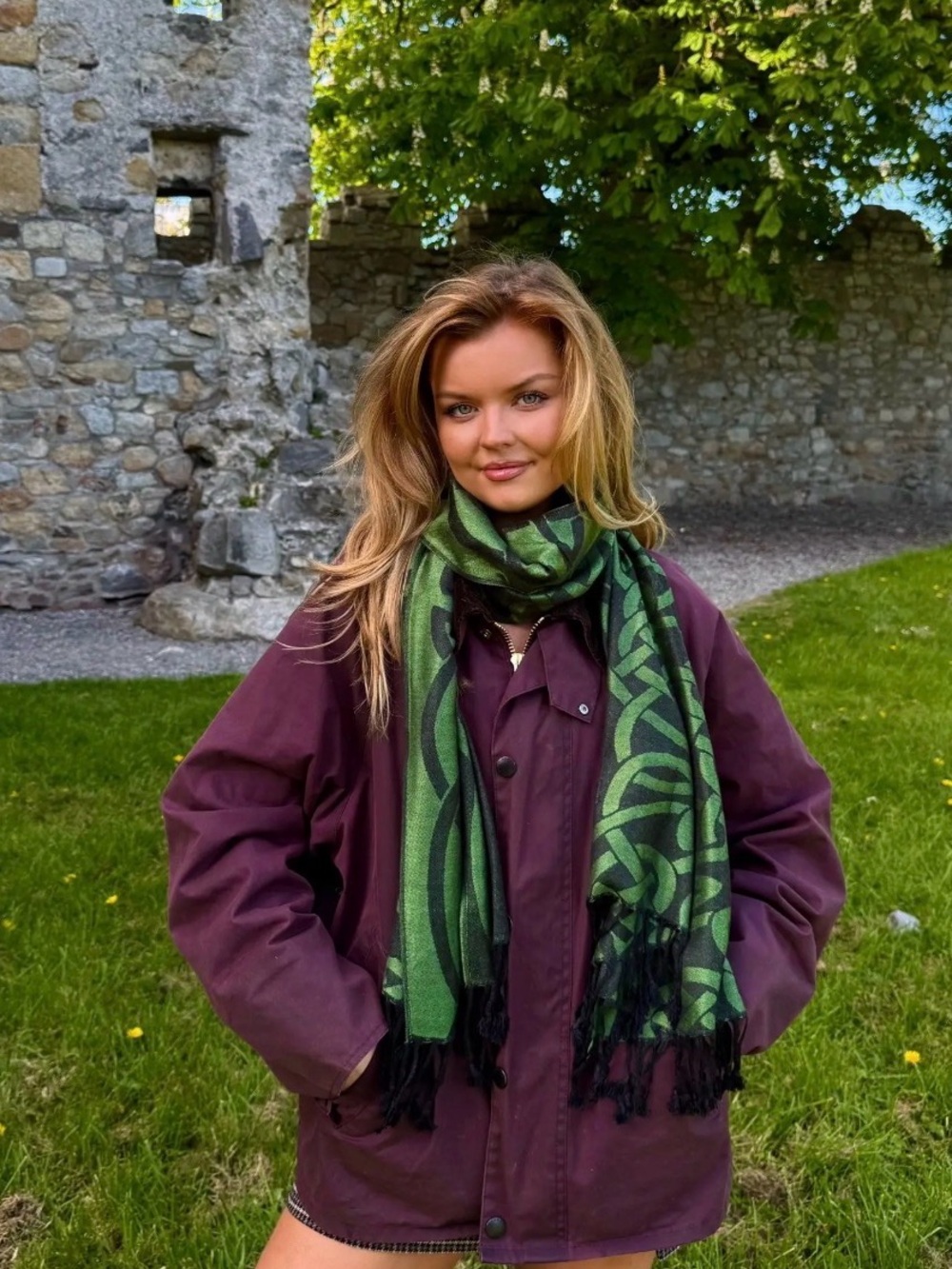 Woven Green Pattern Scarf - Women's Accessory